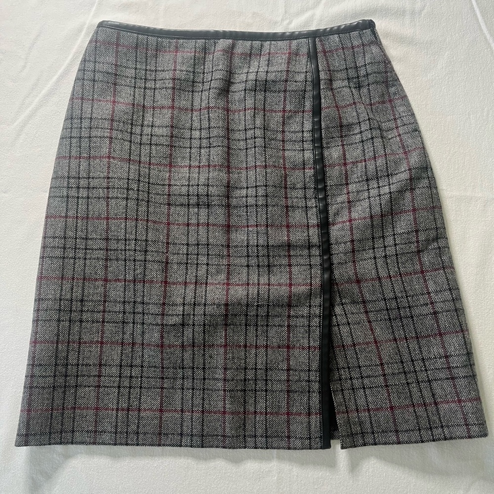 Style & Co. Gray and‎ Red Plaid Wool Pencil Skirt Size 6 Petite